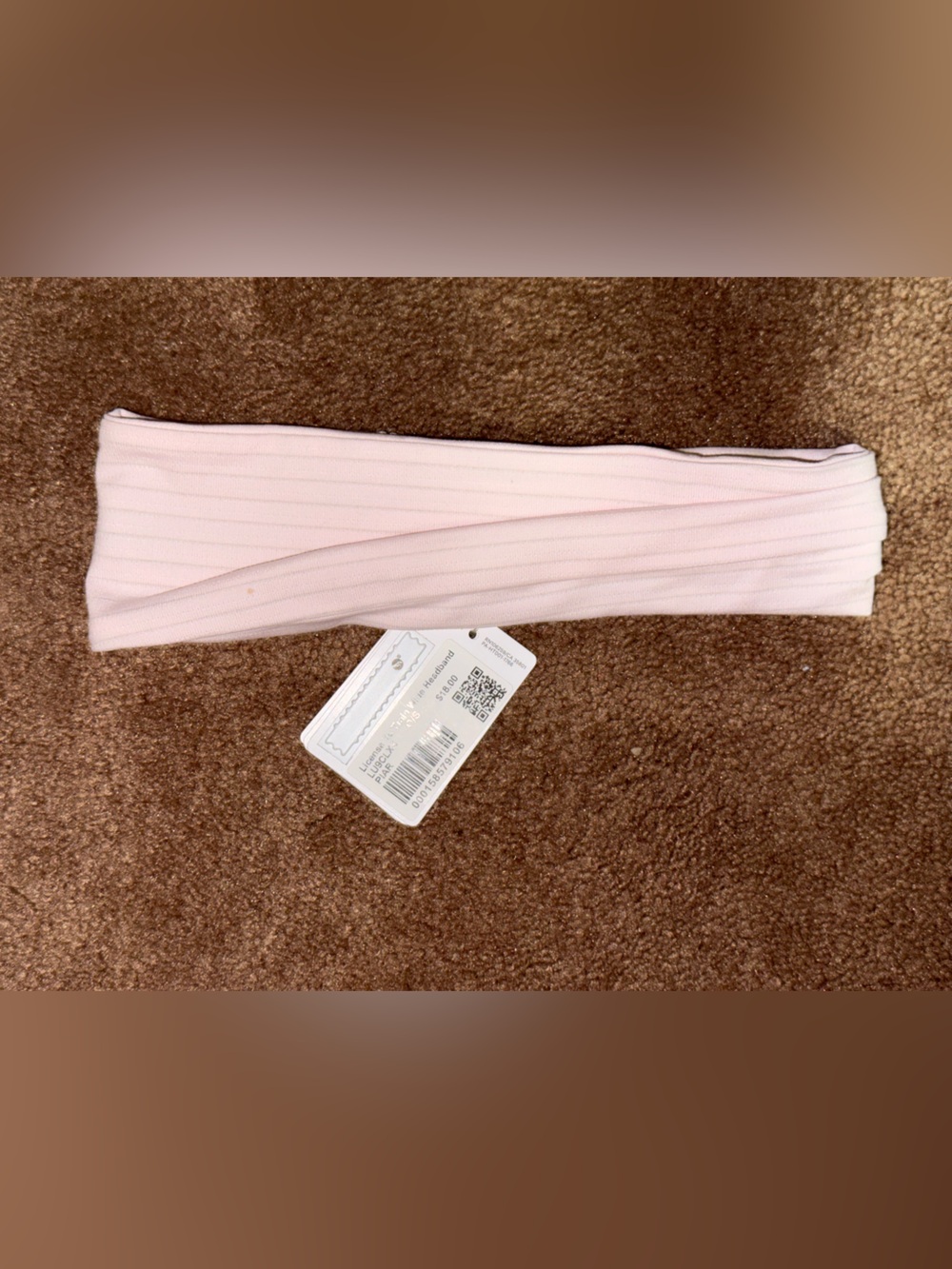 Lululemon license to train headband
